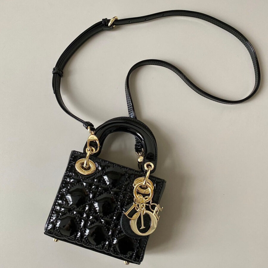 Designer handbag black – front view