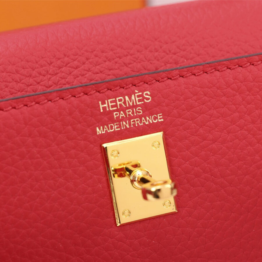 Hermes Kelly gold bag – front view