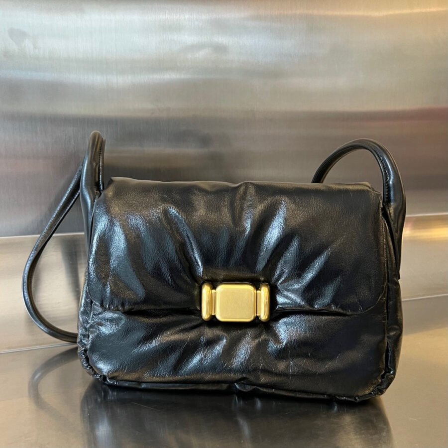 Designer handbag black – front view