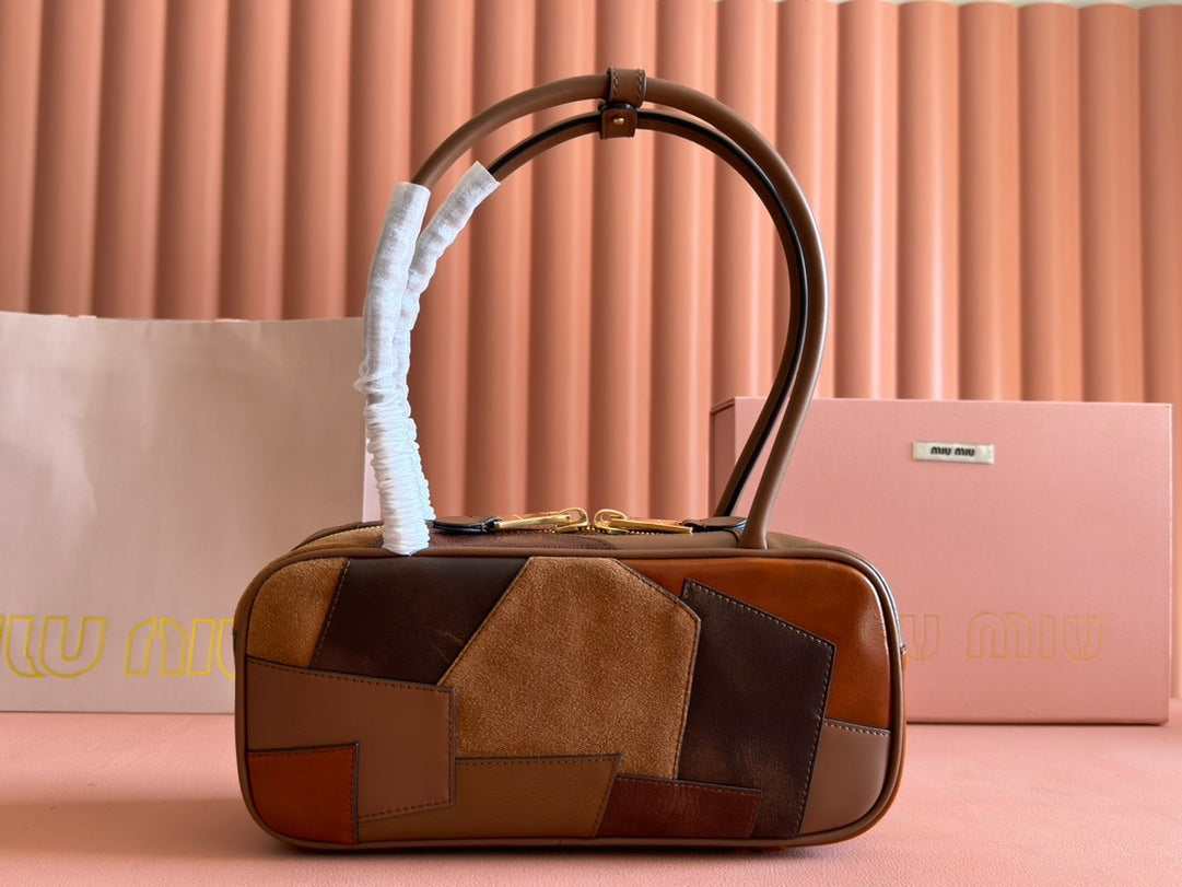 BEAU TOP HANDLE BAG 28 IN COGNAC جلد PATCHWORK